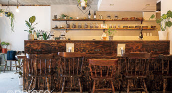 You Won’t Believe What Awaits Inside MORON Cafe Kanazawa!