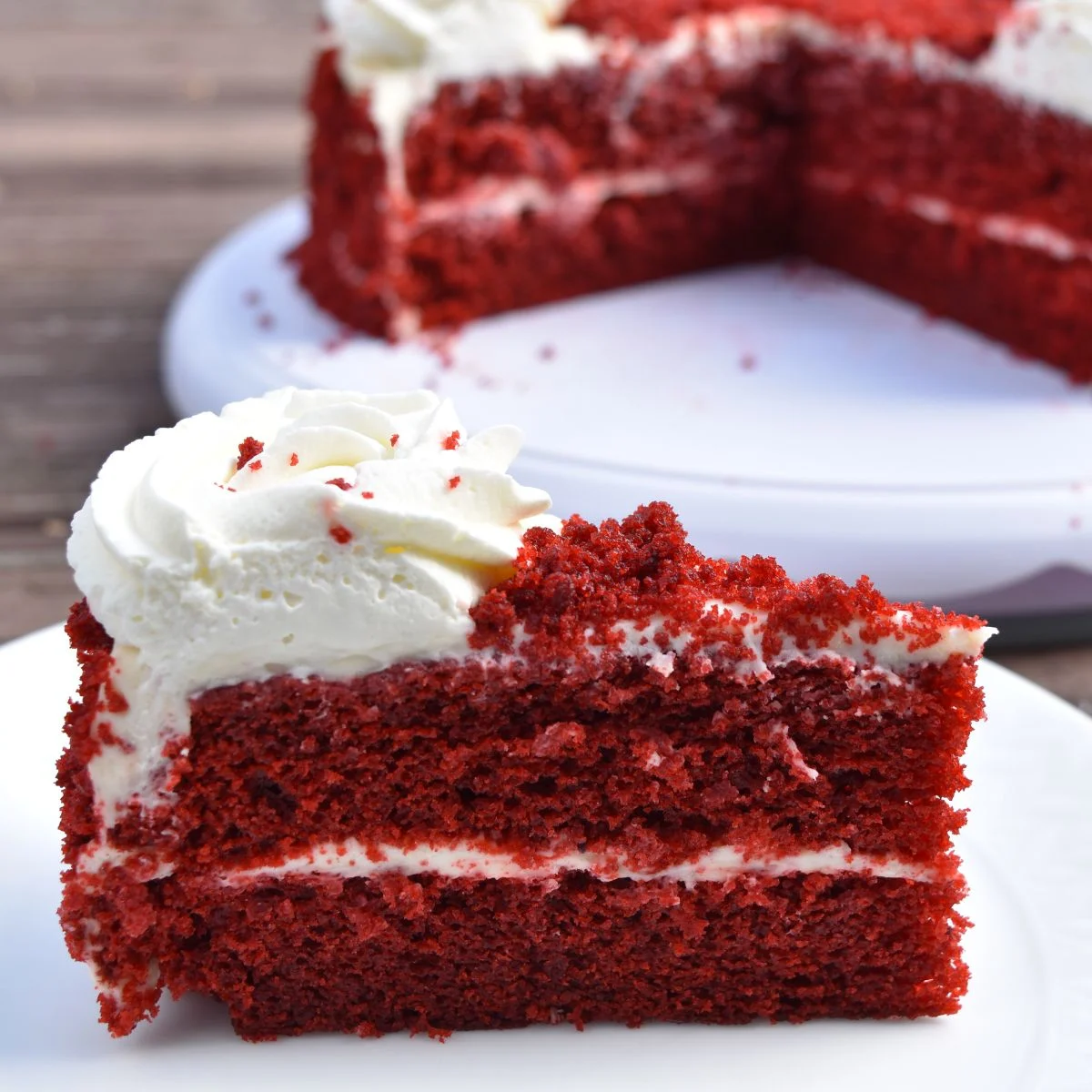 Five-star Flavor Cake And Tiny Price!