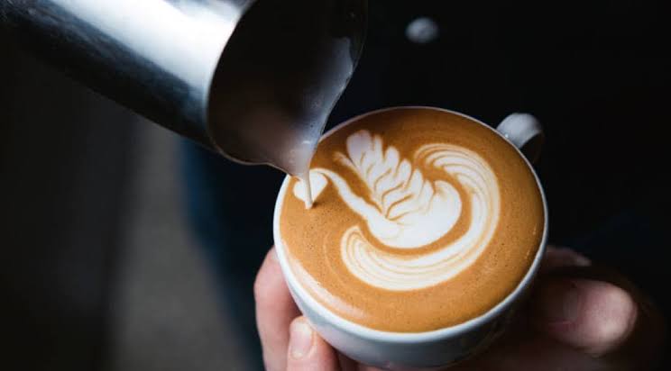 Latte Art Trends 2025: Your Coffee Could Go Viral!